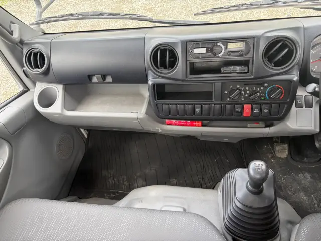 日野 デュトロ SKG-XZC605M(2WD)の写真41