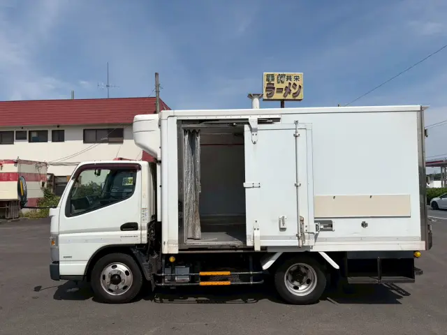 三菱 キャンター TPG-FBA50(2WD)の写真6