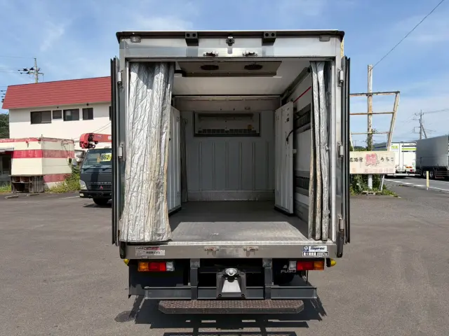 三菱 キャンター TPG-FBA50(2WD)の写真12