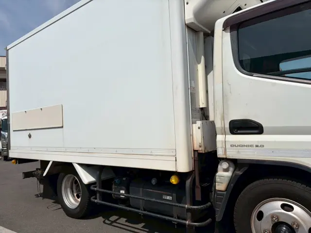 三菱 キャンター TPG-FBA50(2WD)の写真22
