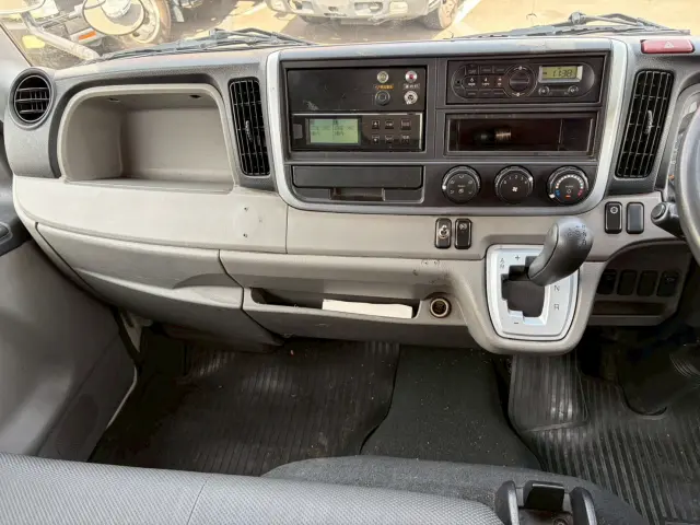 三菱 キャンター TPG-FBA50(2WD)の写真42
