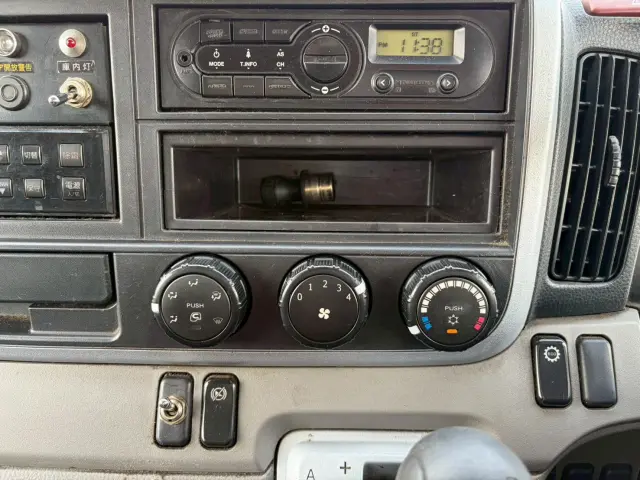 三菱 キャンター TPG-FBA50(2WD)の写真44