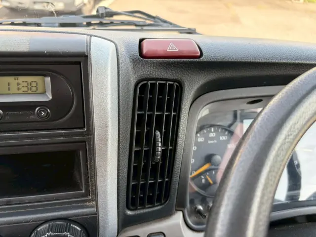 三菱 キャンター TPG-FBA50(2WD)の写真45