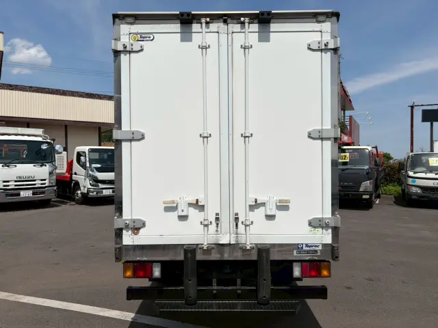 いすゞ エルフ TPG-NLR85AN(2WD)の写真10
