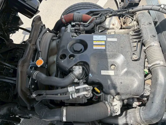 いすゞ エルフ TPG-NLR85AN(2WD)の写真26