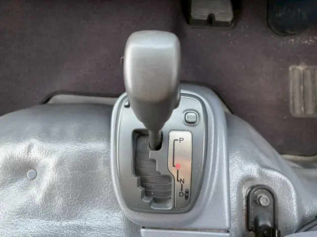 いすゞ エルフ TPG-NLR85AN(2WD)の写真36