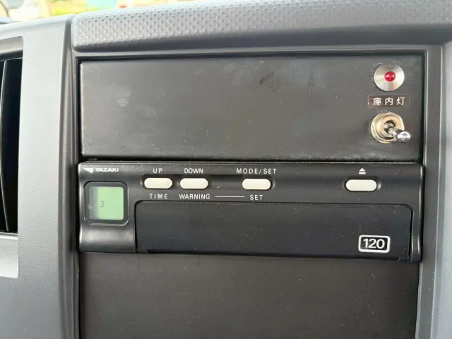 いすゞ エルフ TPG-NLR85AN(2WD)の写真41