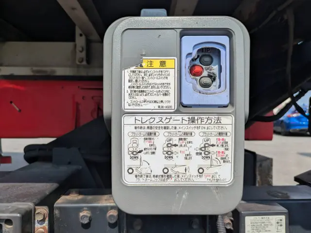 三菱 ファイター TKG-FK62FY(2WD)の写真20
