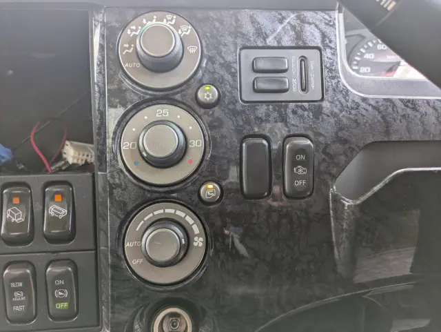三菱 ファイター TKG-FK62FY(2WD)の写真42