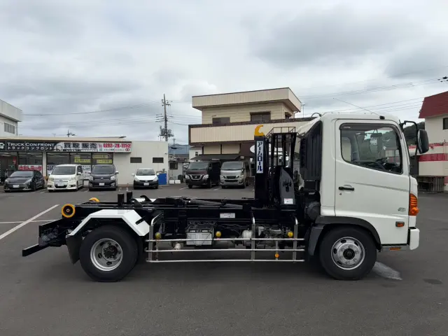 日野 レンジャー ADG-FC6JEWA(2WD)の写真6