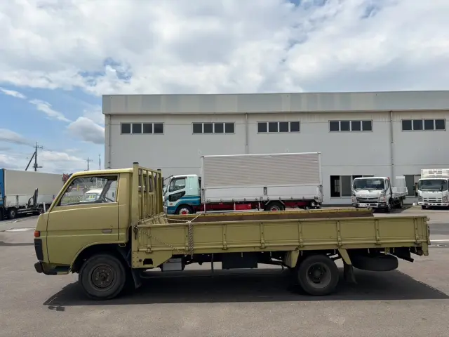 トヨタ ダイナ B-BU37(2WD)の写真5