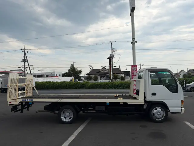 いすゞ エルフ KC-NKR66LAV(2WD)の写真6