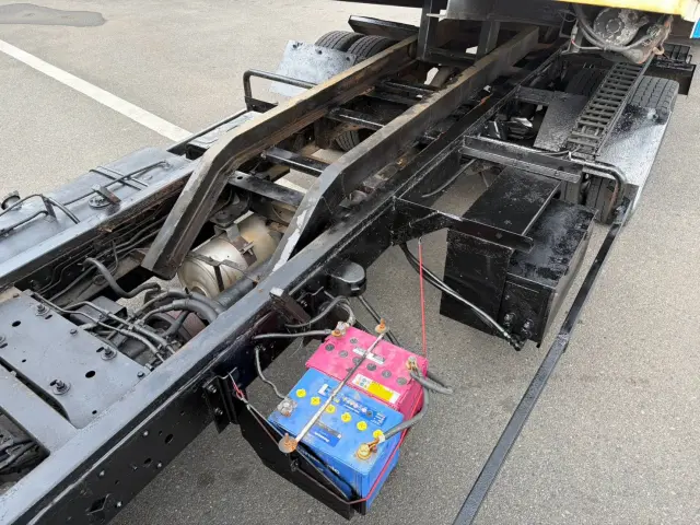 いすゞ エルフ KC-NKR66LAV(2WD)の写真20