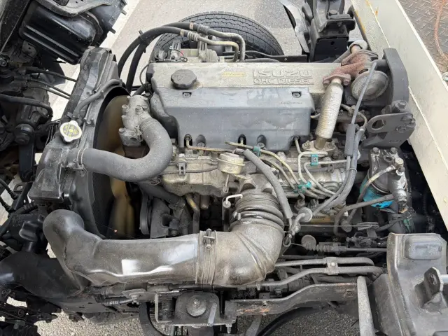いすゞ エルフ KC-NKR66LAV(2WD)の写真25