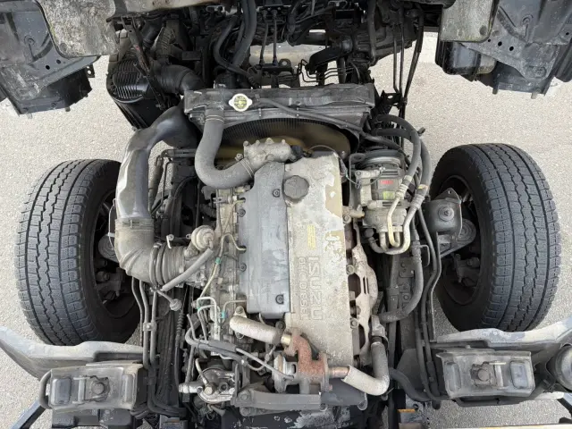 いすゞ エルフ KC-NKR66LAV(2WD)の写真27