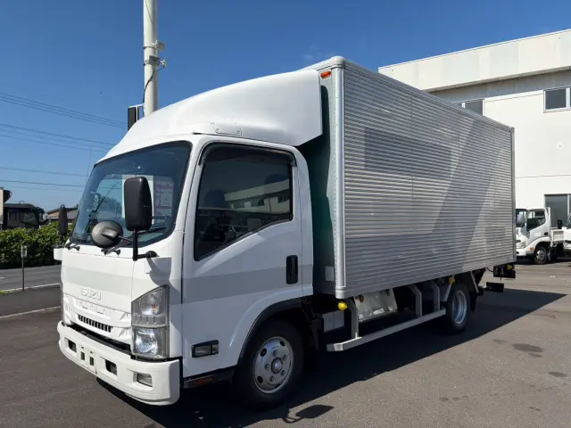 いすゞ エルフ NPR85AN(2WD)の写真1