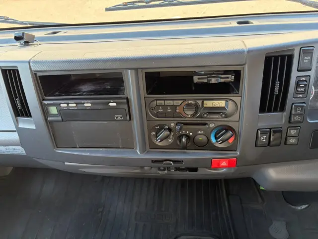 いすゞ エルフ NPR85AN(2WD)の写真42