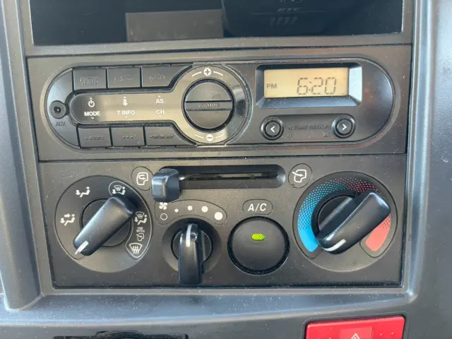 いすゞ エルフ NPR85AN(2WD)の写真43