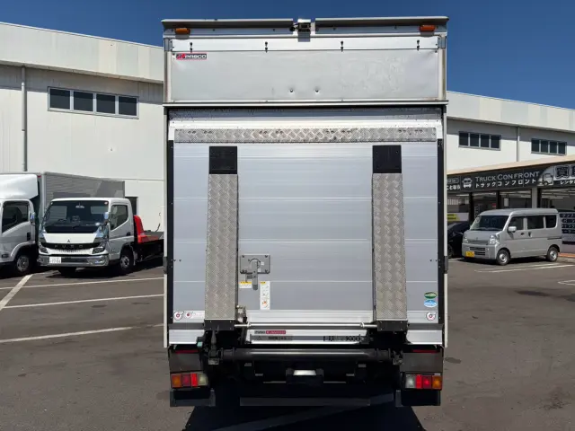 三菱 キャンター TPG-FEA50(2WD)の写真8
