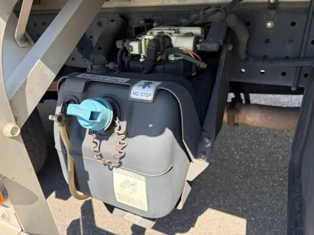 三菱 キャンター TPG-FEA50(2WD)の写真24