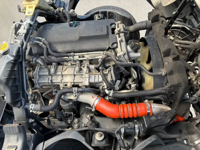 三菱 キャンター TPG-FEA50(2WD)の写真28