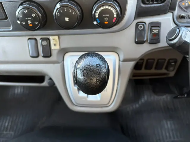 三菱 キャンター TPG-FEA50(2WD)の写真37