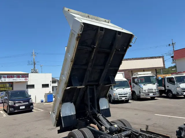 三菱 キャンター TKG-FBA30(2WD)の写真24