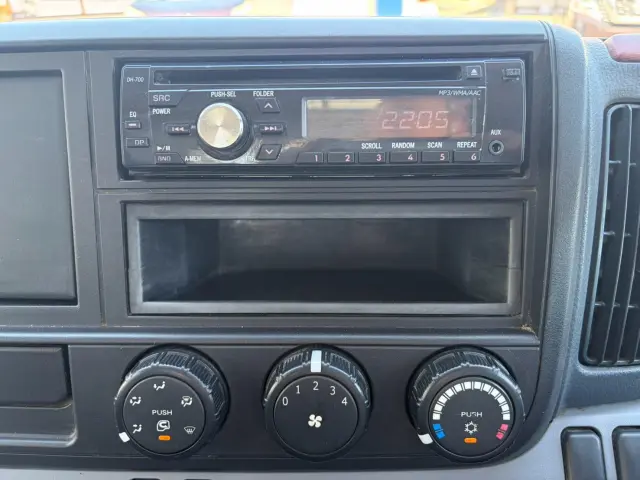 三菱 キャンター TKG-FBA30(2WD)の写真45