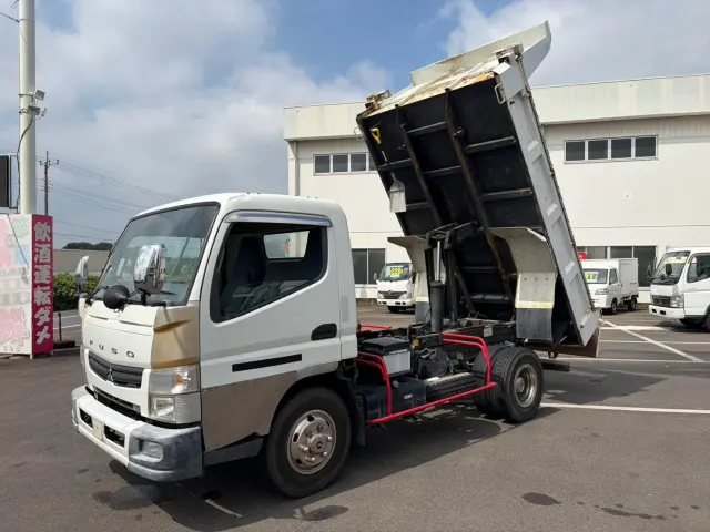 三菱 キャンター TKG-FEBM0(2WD)の写真1