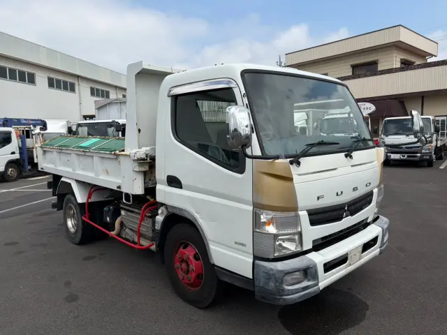 三菱 キャンター TKG-FEBM0(2WD)の写真4
