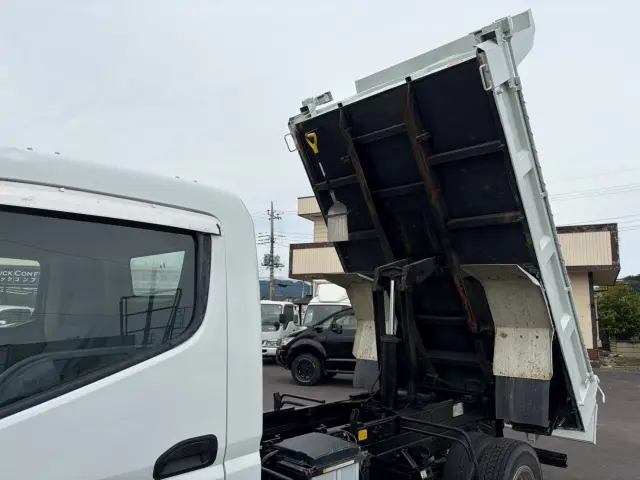 三菱 キャンター TKG-FEBM0(2WD)の写真22