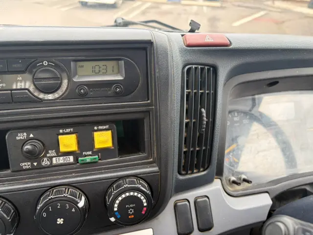 三菱 キャンター TKG-FEBM0(2WD)の写真47