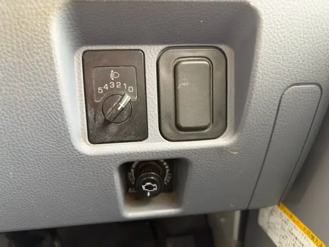 三菱 キャンター PDG-FE83DY(2WD)の写真42