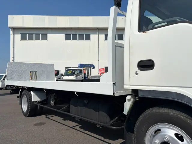 いすゞ エルフ KR-NPR81PAV(2WD)の写真31