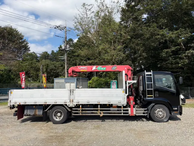 いすゞ フォワード LKG-FTR90T2(2WD)の写真6