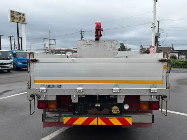 いすゞ フォワード LKG-FTR90T2(2WD)の写真8