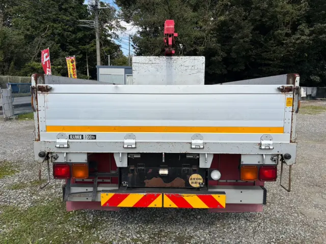 いすゞ フォワード LKG-FTR90T2(2WD)の写真8
