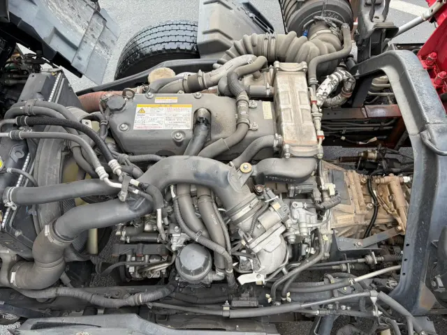 いすゞ フォワード LKG-FTR90T2(2WD)の写真28