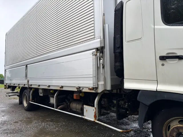 日野 レンジャー FD2AB-102711(2WD)の写真32