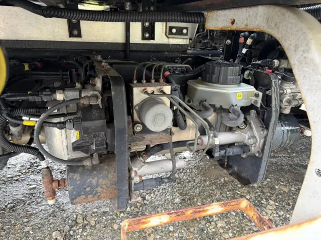 日野 レンジャー FD2AB-102711(2WD)の写真34