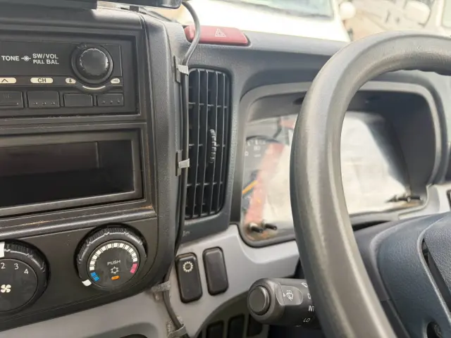 三菱 キャンター TKG-FEA80(2WD)の写真42