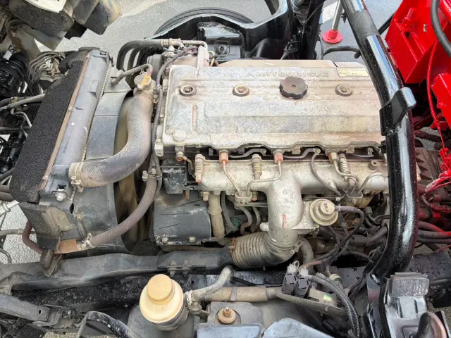 三菱 キャンター KK-FE83EEN(2WD)の写真25