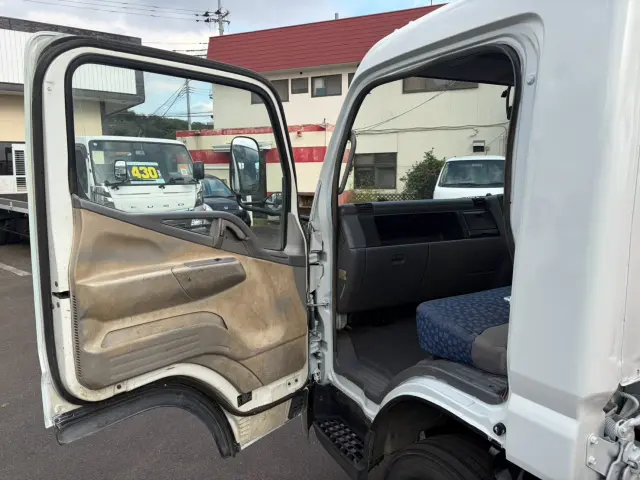 三菱 キャンター KK-FE83EEN(2WD)の写真37