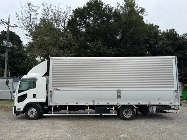 いすゞ フォワード TKG-FRR90S2(2WD)の写真5