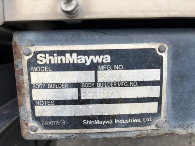 いすゞ フォワード TKG-FRR90S2(2WD)の写真21
