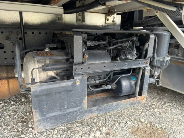 いすゞ フォワード TKG-FRR90S2(2WD)の写真25