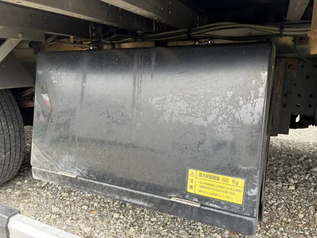 いすゞ フォワード TKG-FRR90S2(2WD)の写真28