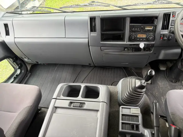 いすゞ フォワード TKG-FRR90S2(2WD)の写真42
