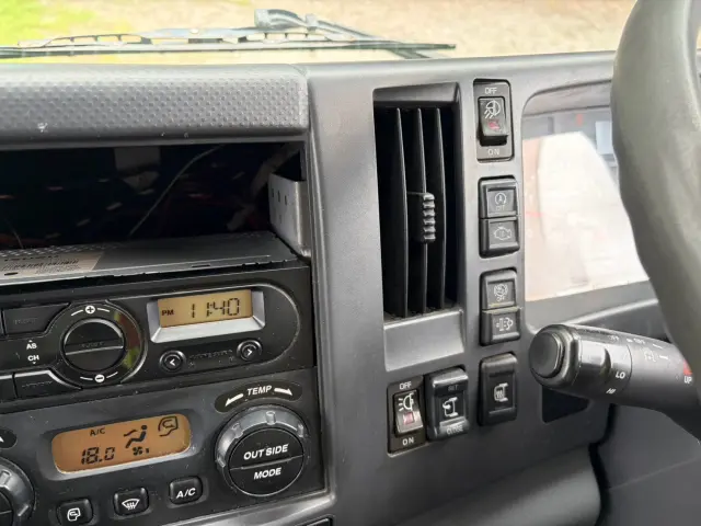 いすゞ フォワード TKG-FRR90S2(2WD)の写真45