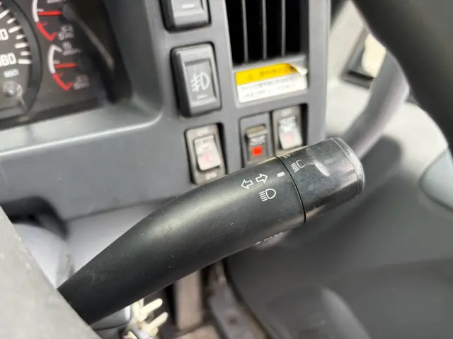 いすゞ フォワード TKG-FRR90S2(2WD)の写真48